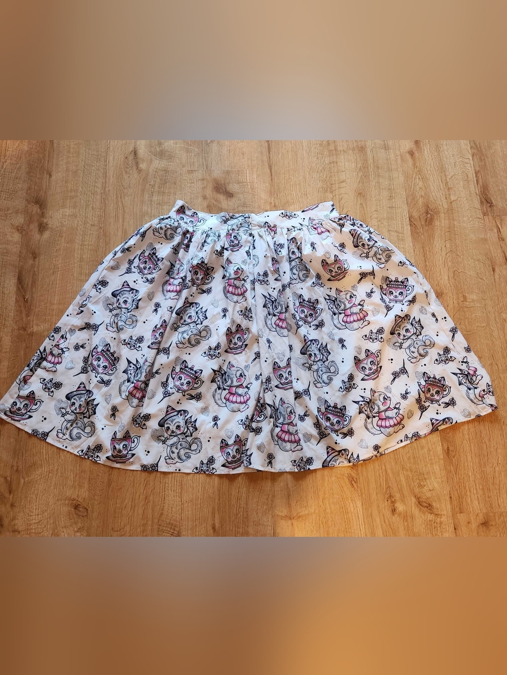 Sourpuss Clothing Creep Heart Cat Swing Skirt - Picture 3 of 9